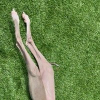 スラッ