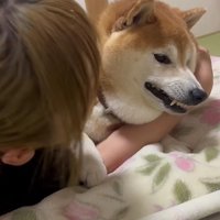 まんざらでもなさそう？