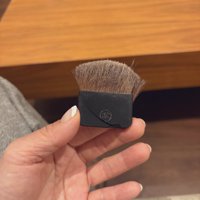 大切％大切に使っていたはずの『シャネルのブラシ』が…