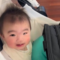 楽しそうな赤ちゃん