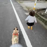 一緒にお散歩中♪