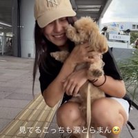 お顔をぺろぺろ