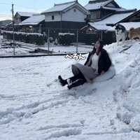 まずはママが滑ってみます