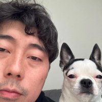 カメラ目線のふたり