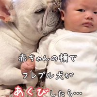 赤ちゃんと添い寝