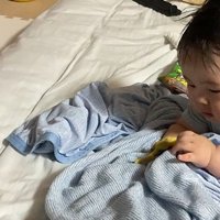 おもちゃで遊んでいると…