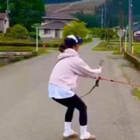 お母さんと散歩中…