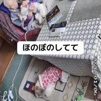 犬をなでるおばあちゃん2