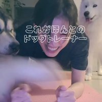 前足を出すぽてまる君