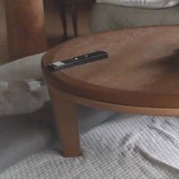 テーブルの上に何かが？？