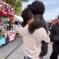 パパが抱っこすることに！