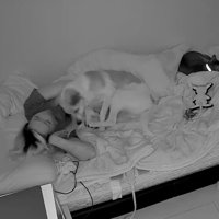 投稿主さんの腕の中へ！