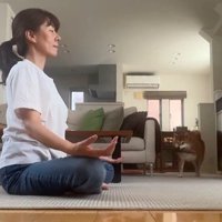 瞑想を邪魔する野々花ちゃん2