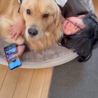 女の子は甘噛みされて号泣