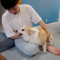 トイレにも行かせてくれません（笑）