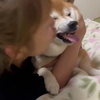 チューを繰り出すお姉ちゃん