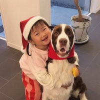 サンタごっこをするププくんと女の子5