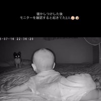 夜に起きて遊ぶ二人