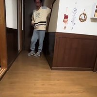 リビングにやってくると…