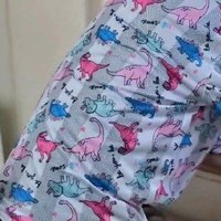 窓辺に佇む…子ども？