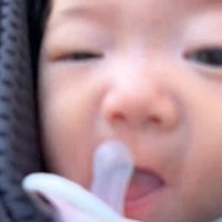 腕の中の赤ちゃん