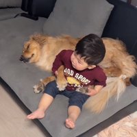 ピノくんにくっつく息子さん