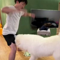 お股に奇襲！！