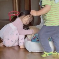 男の子はどこかへ
