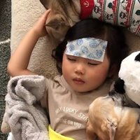 女の子もお礼のなでなで
