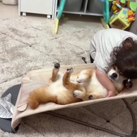 ギュッと抱きしめる一幕も♡