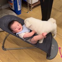 赤ちゃんをあやしてた♡