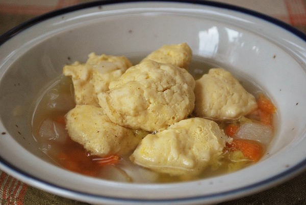 冬野菜とふわふわ鶏豆腐だんご鍋