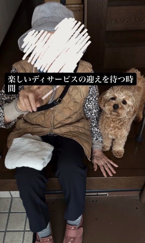 お見送りするロイくん