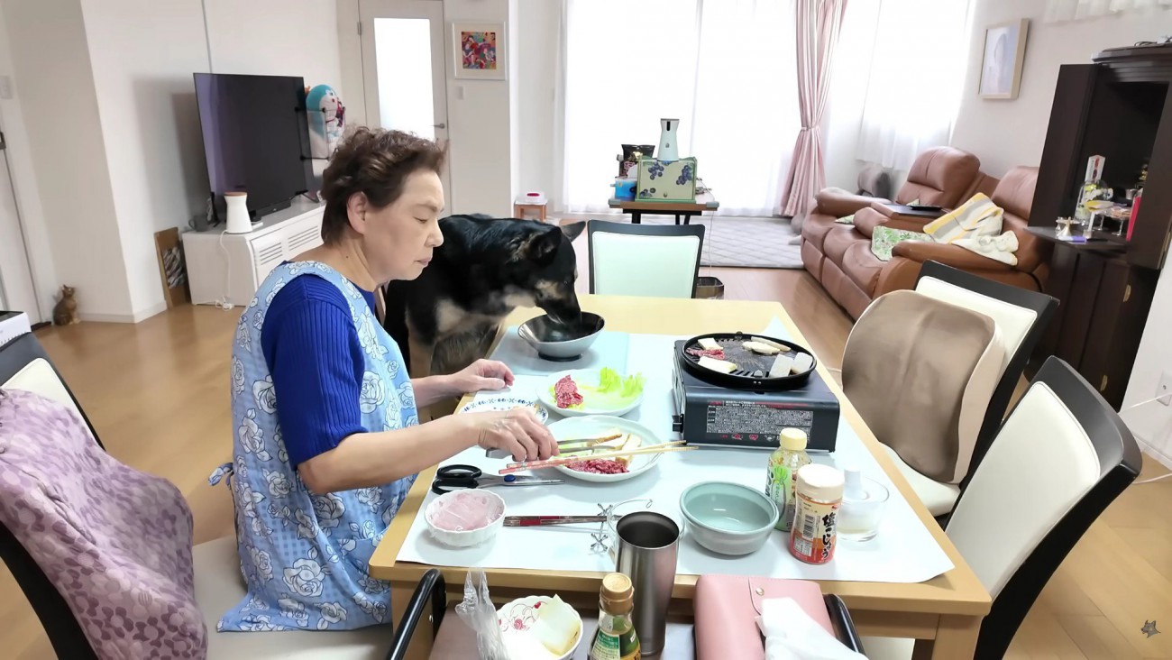 本当の家族の食卓のよう