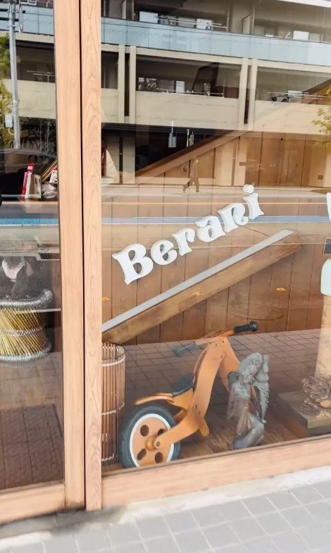 看板犬のジュプンちゃん＆ブンガちゃん