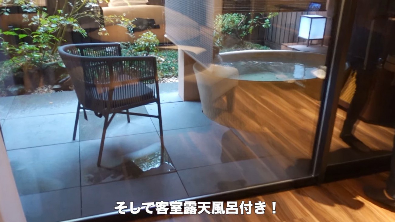 旅行中のティノちゃん3