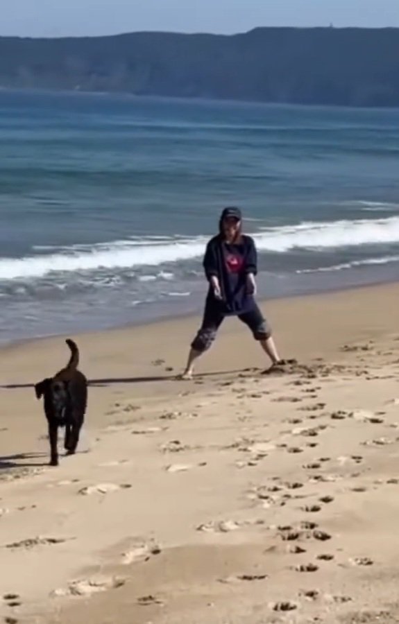 軽快に戻ってくるロコくん