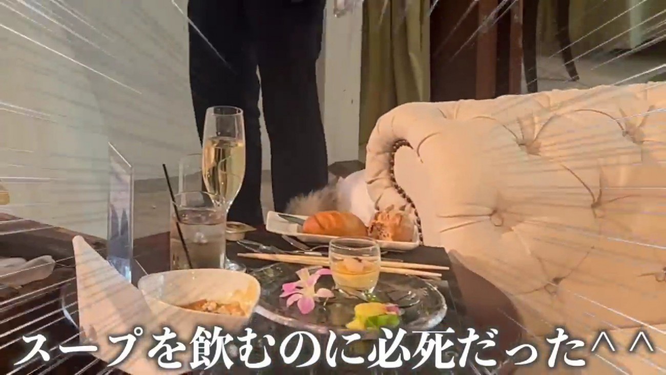 スープに夢中ないちみちゃんでした♪