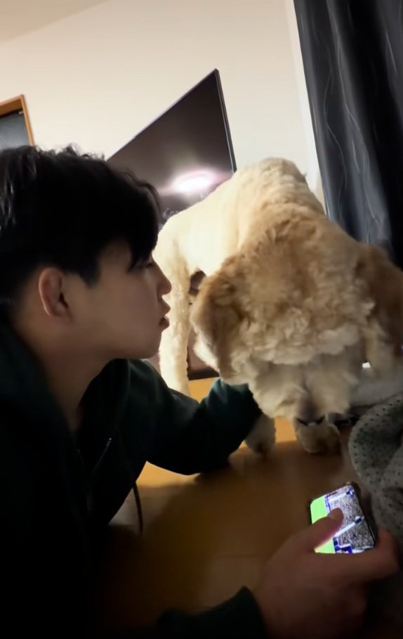 お兄ちゃんをスルーするはうるくん