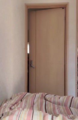 ドアが開いたと思ったら…