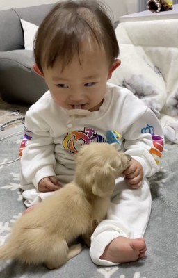 初めて出会う2人