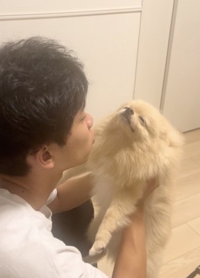 うっすら目開いてるよね…？