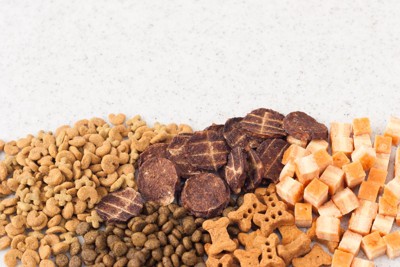 犬用おやつやドッグフード