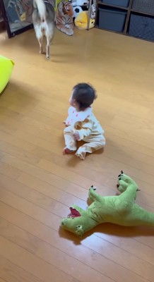 おもちゃエリアへ…