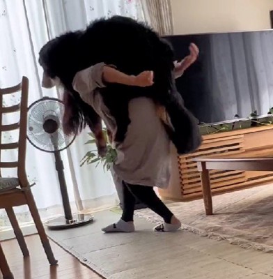「よっこいしょ…！」