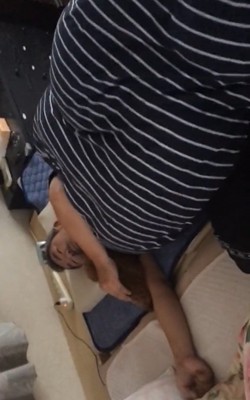 ムギちゃんをなでるパパ2