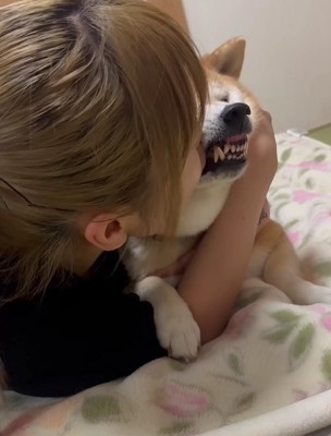 「やめろや!!」