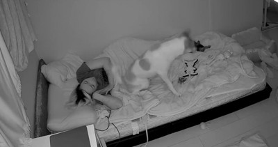 投稿主さんの腕の中へ！