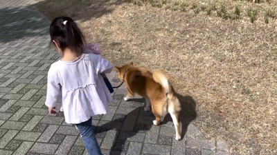 アトラクション乗り場へ移動