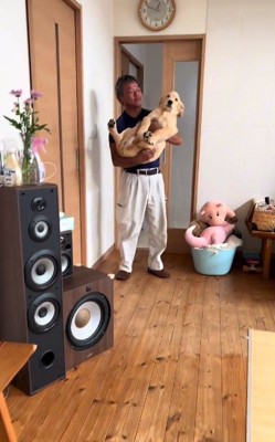 抱っこされるそなくん